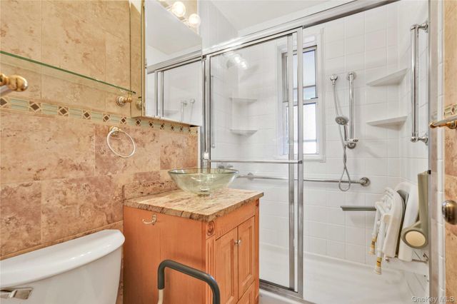 67-38 108th Street B52, Forest Hills, NY 11375