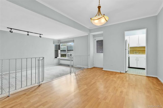 67-38 108th Street B52, Forest Hills, NY 11375