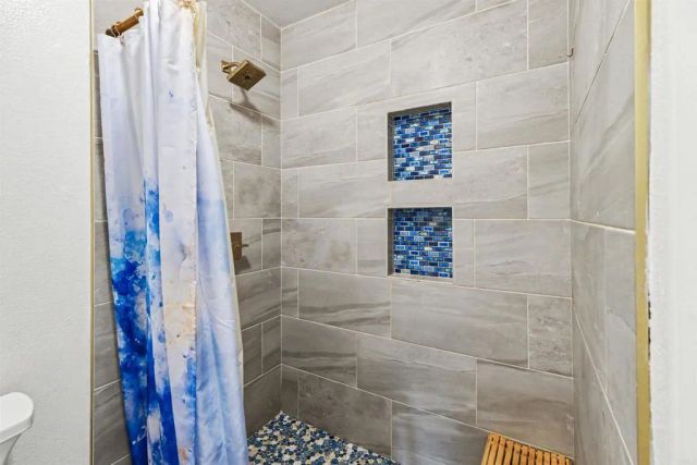 2836 Hillsboro Court, Carlsbad, CA 92010