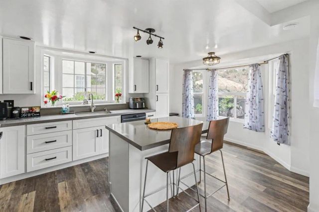 2836 Hillsboro Court, Carlsbad, CA 92010