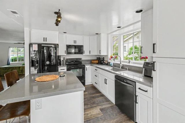 2836 Hillsboro Court, Carlsbad, CA 92010