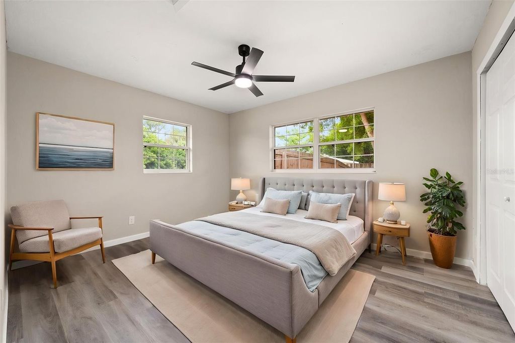 Image 38 of property listing at 5929 MURDOCK AVENUE, Sarasota, FL 34231