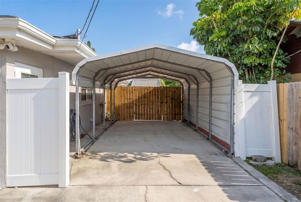 Image 55 of property listing at 5929 MURDOCK AVENUE, Sarasota, FL 34231