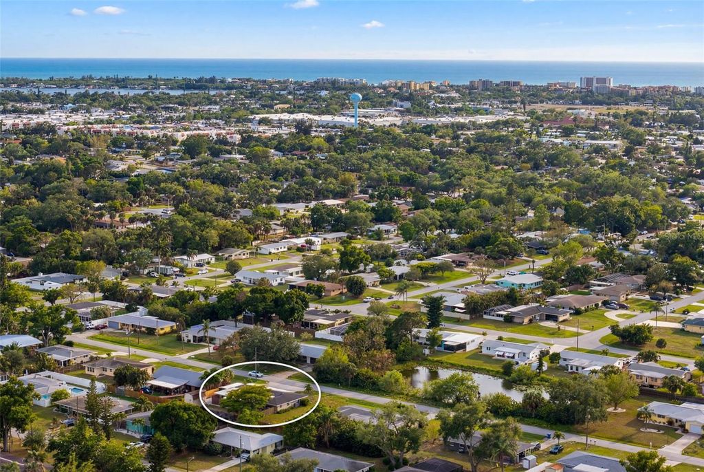 Image 61 of property listing at 5929 MURDOCK AVENUE, Sarasota, FL 34231