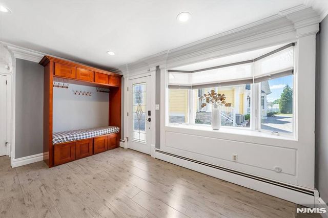 535 Willow Avenue, Lyndhurst, NJ 07071