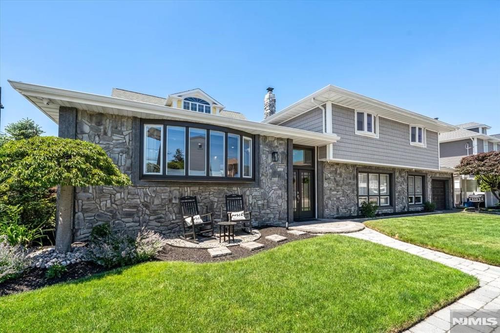 535 Willow Avenue, Lyndhurst, NJ 07071