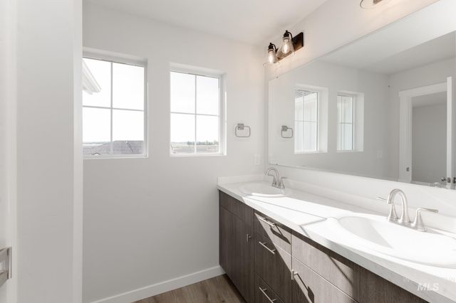 2943 E Mossy Creek Dr, Kuna, ID 83634