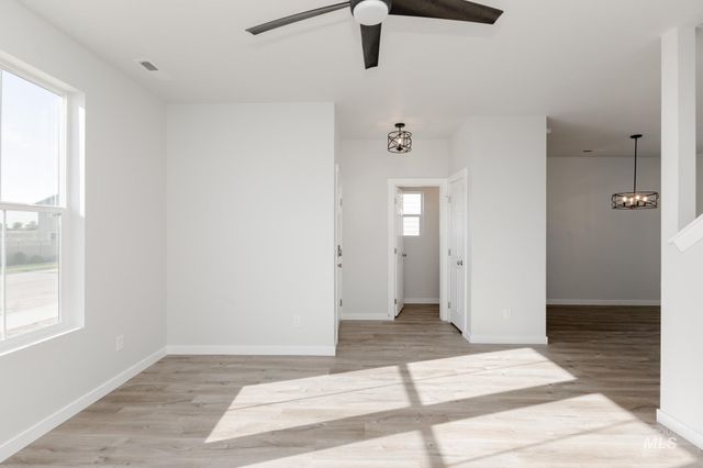 2943 E Mossy Creek Dr, Kuna, ID 83634