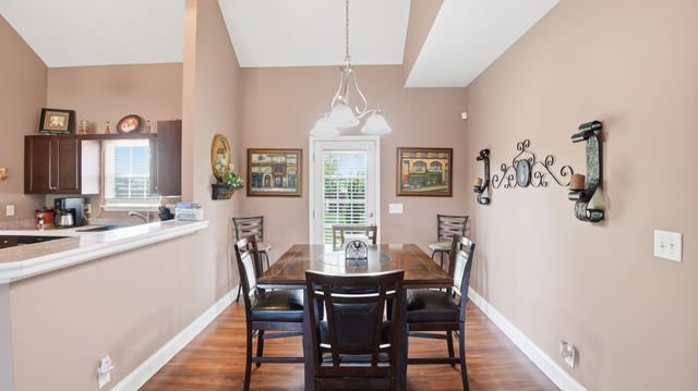 3207 Meadowhill Dr, Murfreesboro, TN 37130
