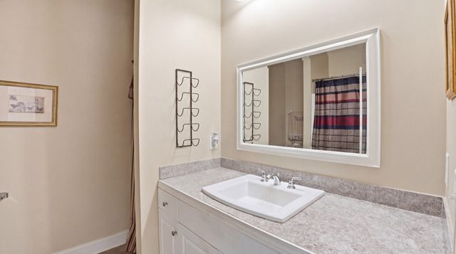 3207 Meadowhill Dr, Murfreesboro, TN 37130