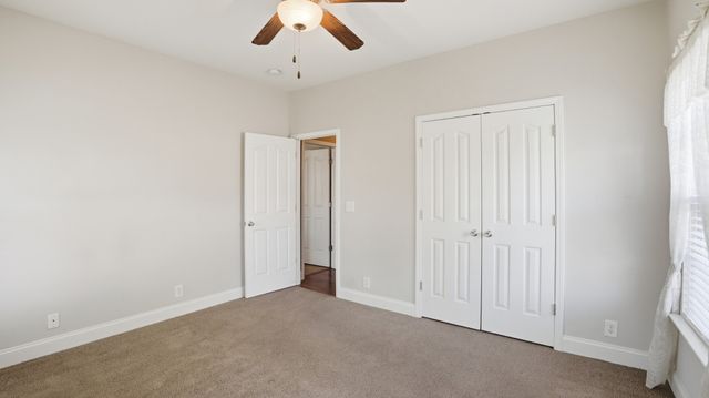 3207 Meadowhill Dr, Murfreesboro, TN 37130