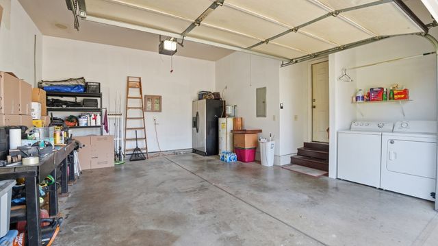 3207 Meadowhill Dr, Murfreesboro, TN 37130