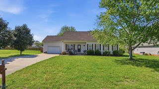 3207 Meadowhill Dr, Murfreesboro, TN 37130