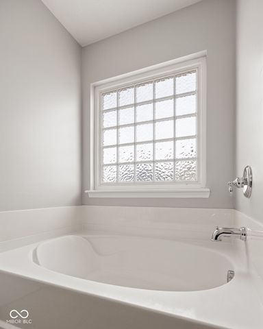 15374 Mystic Rock Drive, Carmel, IN 46033