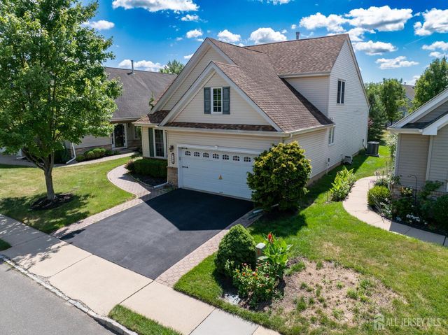19 Republic Row, Franklin, NJ 08873