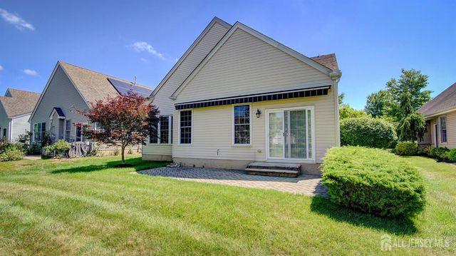 19 Republic Row, Franklin, NJ 08873