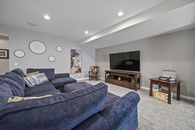 4914 Sheffield Way, Grove City, OH 43123