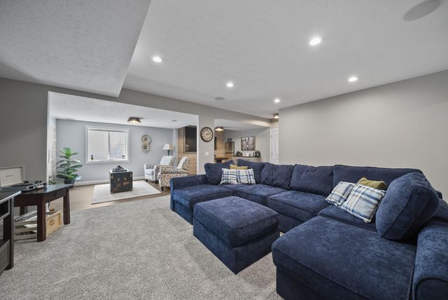 4914 Sheffield Way, Grove City, OH 43123