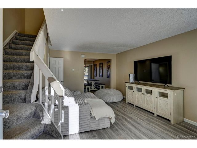 524 Shady Crest Cir, Colorado Springs, CO 80916