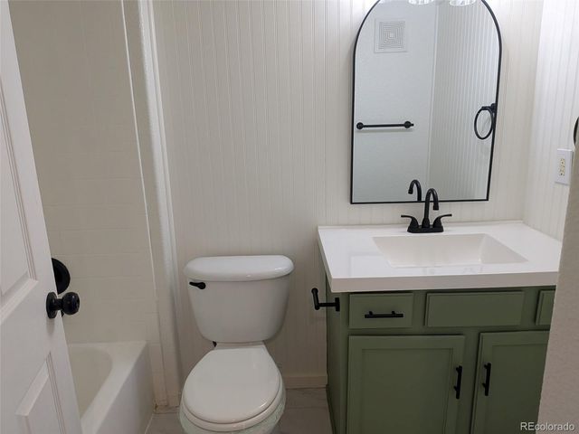 970 S Dawson Way 10, Aurora, CO 80012