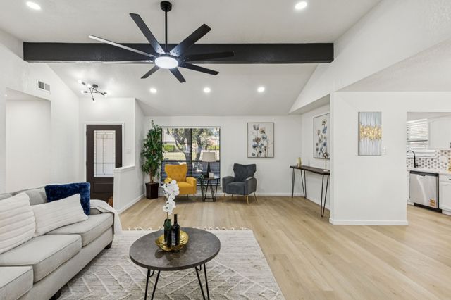 1020 Baxter Drive, Plano, TX 75025