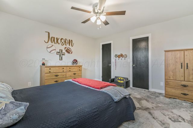 801 Arrah, Friona, TX 79035