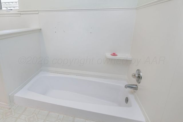 801 Arrah, Friona, TX 79035