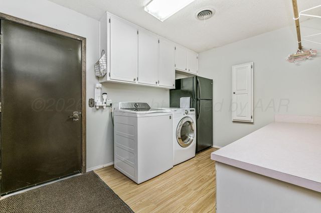 801 Arrah, Friona, TX 79035