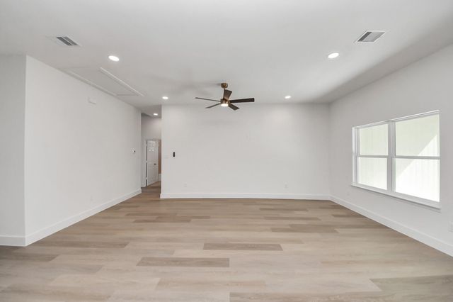 16280 Jeet Street, Conroe, TX 77306