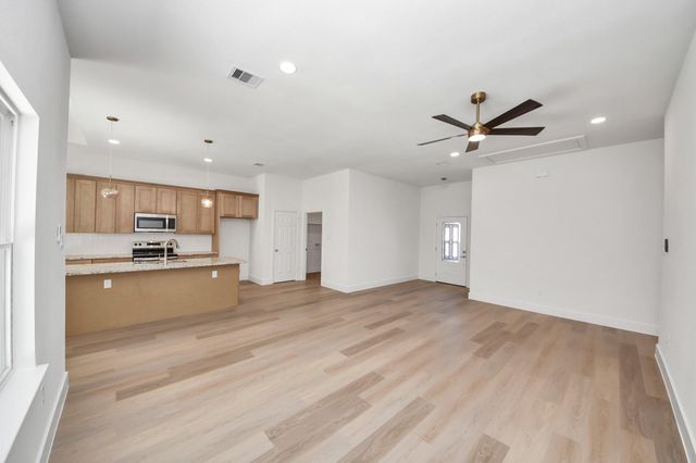 16280 Jeet Street, Conroe, TX 77306