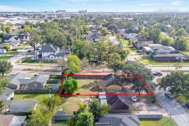 7402 Raton Street, Houston, TX 77055