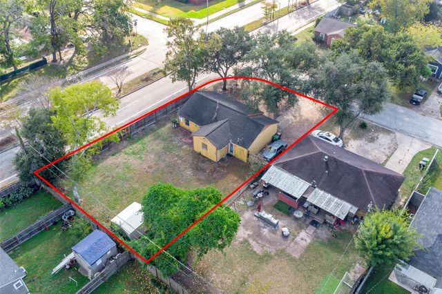 7402 Raton Street, Houston, TX 77055