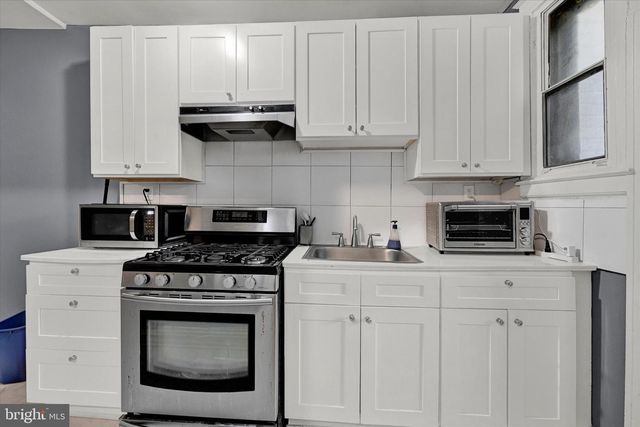 2310 ROBB ST, Baltimore, MD 21218