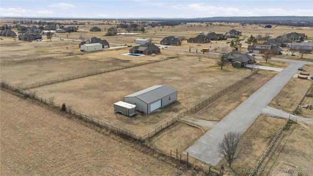 18435 N Jamestown Avenue, Skiatook, OK 74070