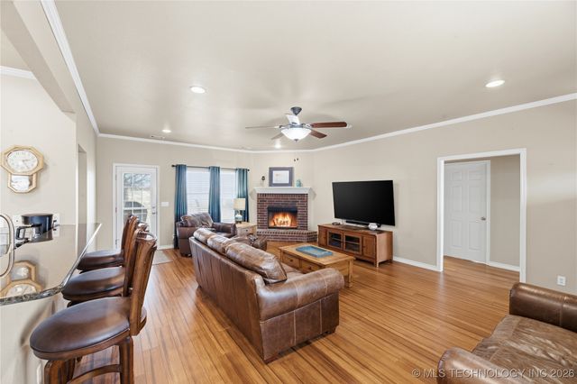 18435 N Jamestown Avenue, Skiatook, OK 74070