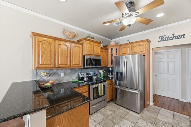 18435 N Jamestown Avenue, Skiatook, OK 74070