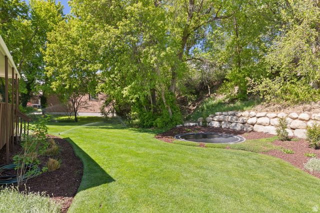 10427 N HIDDEN OAK DR, Highland, UT 84003