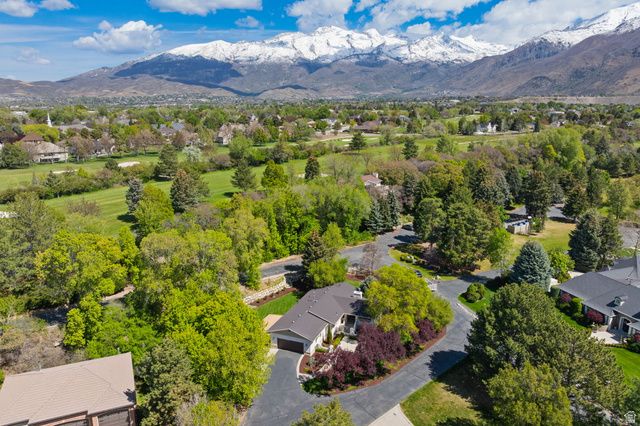 10427 N HIDDEN OAK DR, Highland, UT 84003