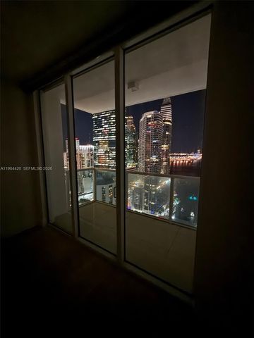 31 SE 5th St 3916, Miami, FL 33131