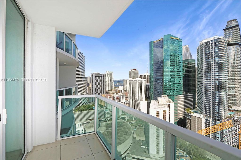 31 SE 5th St 3916, Miami, FL 33131