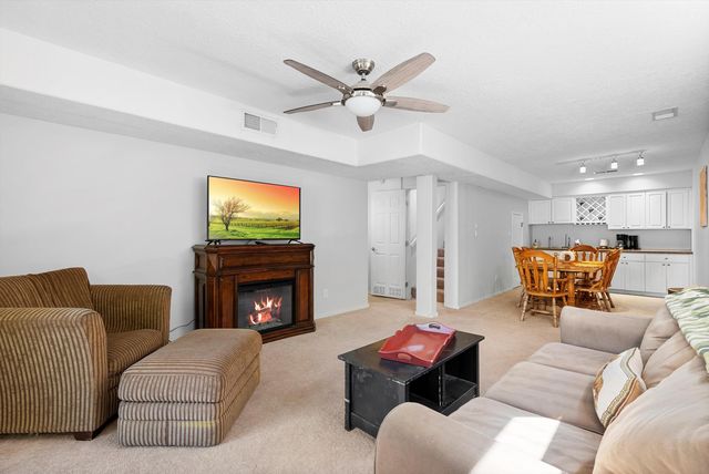 13928 Villa Sandia Place NE, Albuquerque, NM 87112