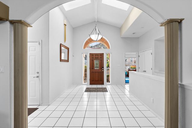 13928 Villa Sandia Place NE, Albuquerque, NM 87112
