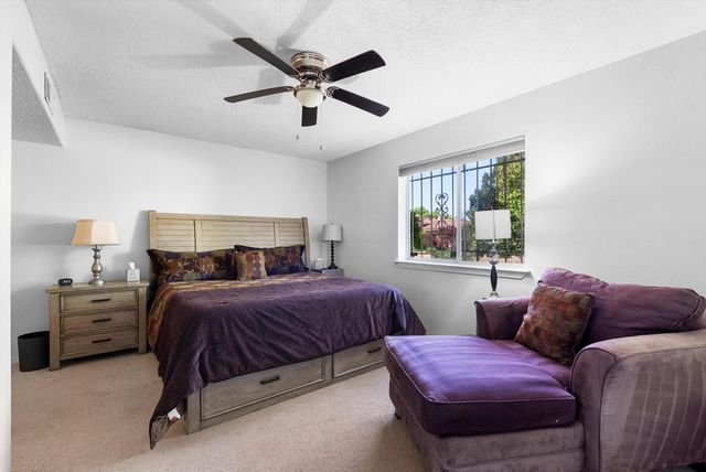 13928 Villa Sandia Place NE, Albuquerque, NM 87112
