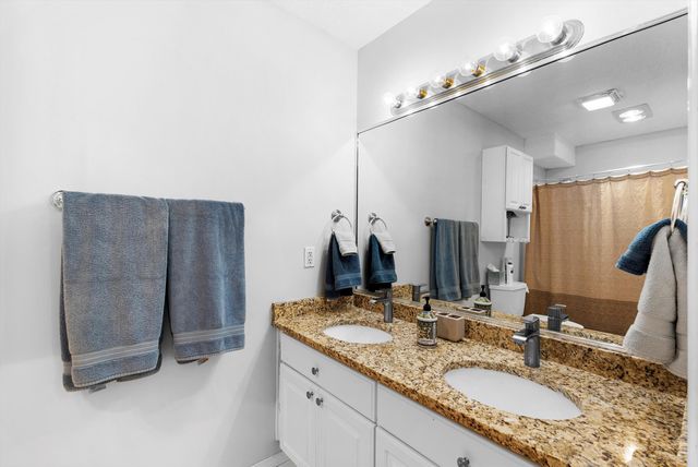 13928 Villa Sandia Place NE, Albuquerque, NM 87112