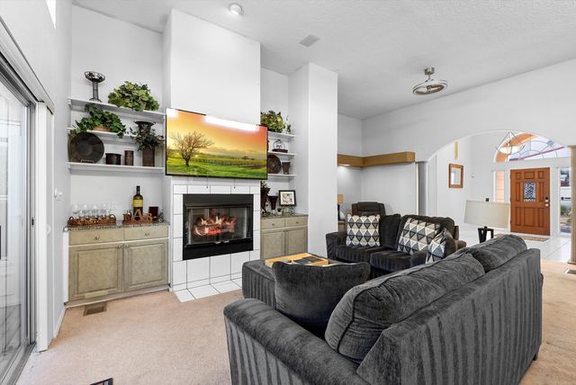13928 Villa Sandia Place NE, Albuquerque, NM 87112