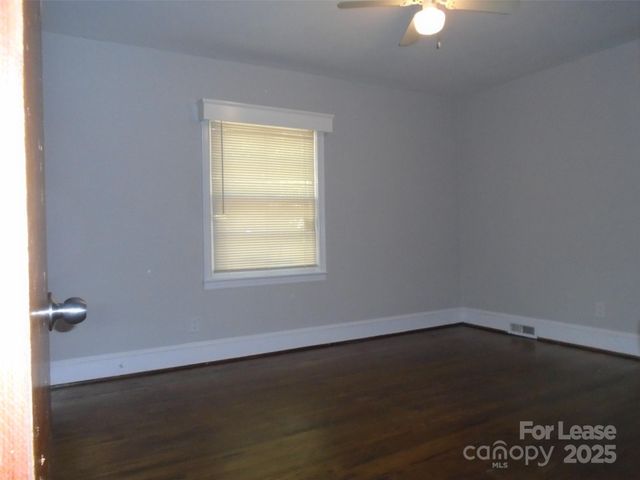 3623 Eastway Drive, Charlotte, NC 28205