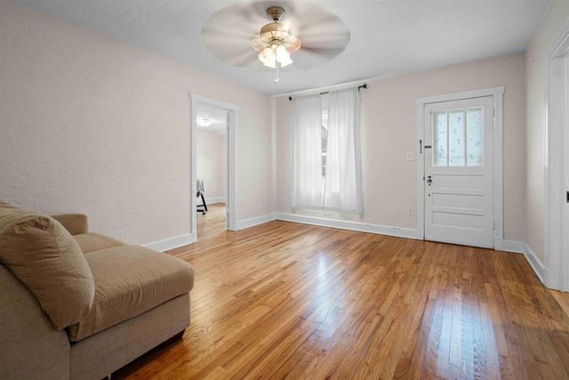 716 NE 10th Ave, Gainesville, FL 32601