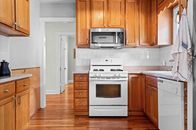 716 NE 10th Ave, Gainesville, FL 32601