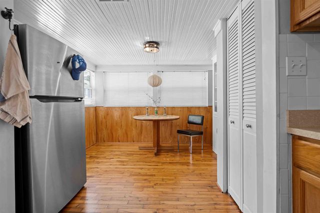 716 NE 10th Ave, Gainesville, FL 32601