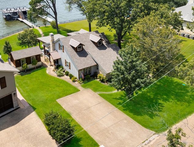 176 Enchanted Drive, Enchanted Oaks, TX 75156